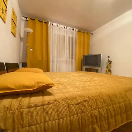 Apartment 2-pokojowe Mieszkanie Ul. Zlota Warsaw