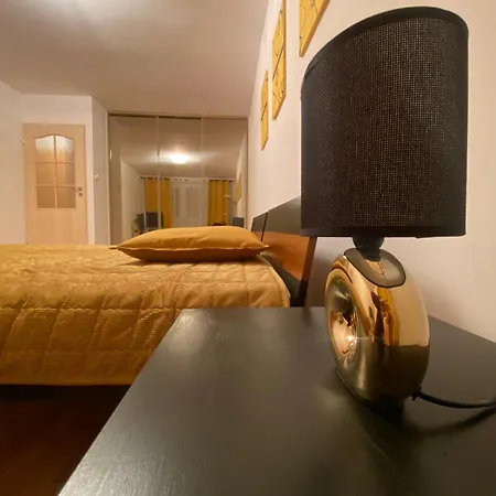 Apartment 2-pokojowe Mieszkanie Ul. Zlota